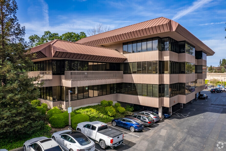 1440 Maria Ln, Walnut Creek, CA to rent - Building Photo - Image 3 of 8