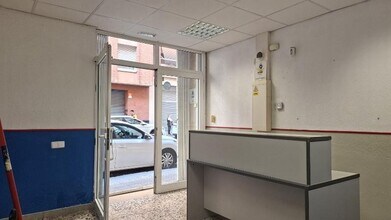 Retail in Reus, Tarragona to rent Interior Photo- Image 2 of 7