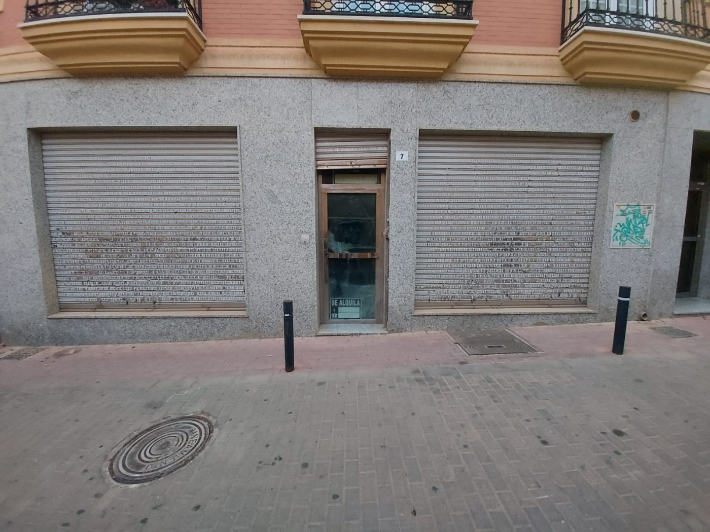 Retail in El Ejido, Almería to rent Primary Photo- Image 1 of 5