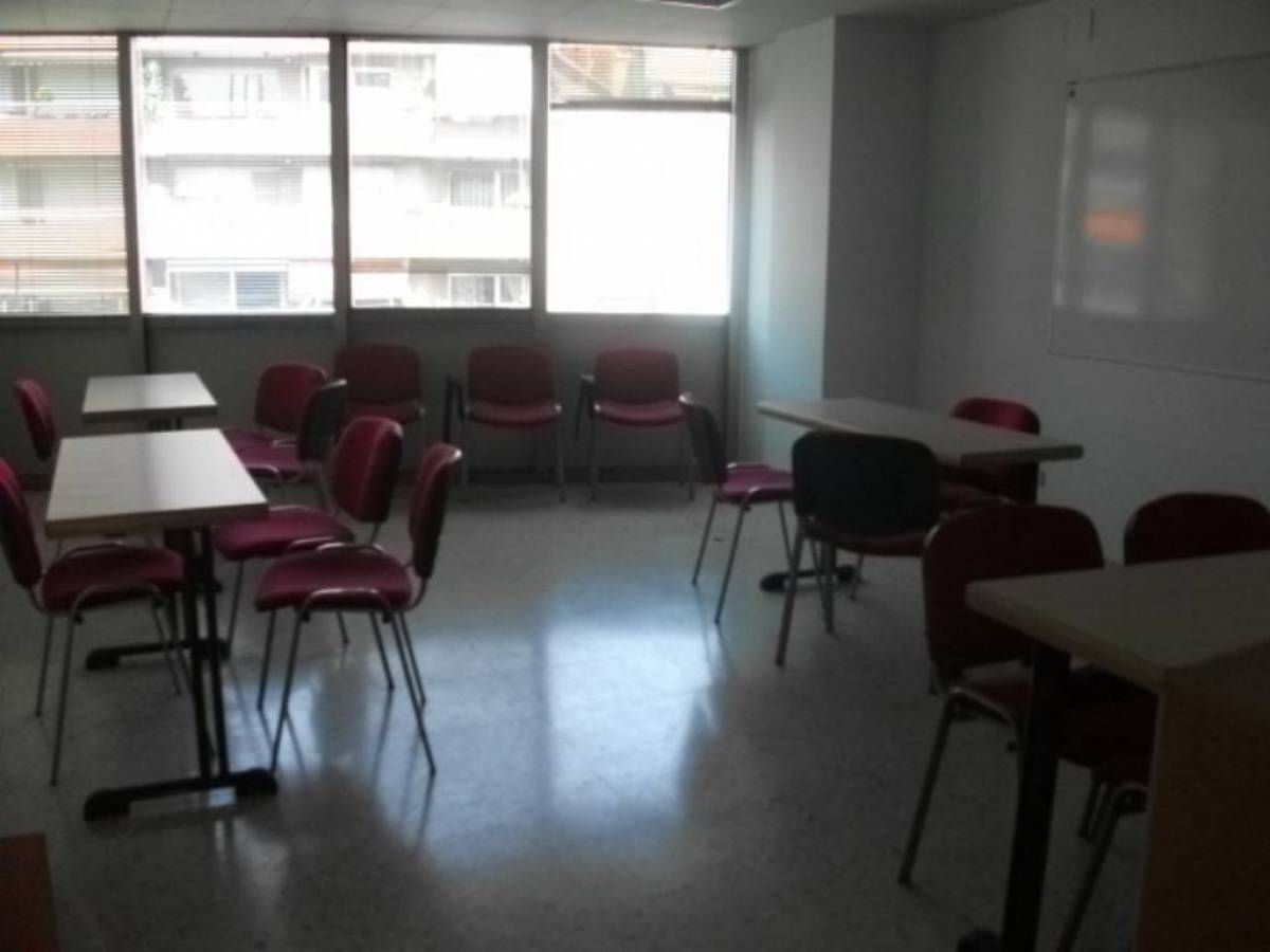 Passeig de Pere III, Manresa, Barcelona to rent Interior Photo- Image 1 of 9