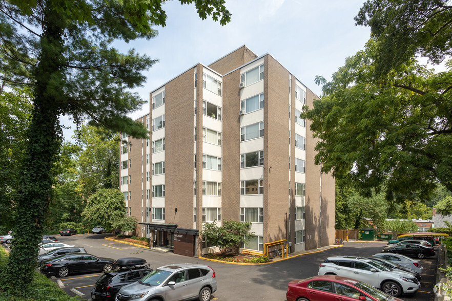 1845 Summit Pl NW, Washington, DC for sale - Primary Photo - Image 1 of 27