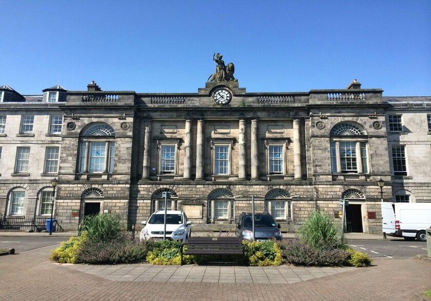 Rose Ter, Perth to rent - Building Photo - Image 2 of 28