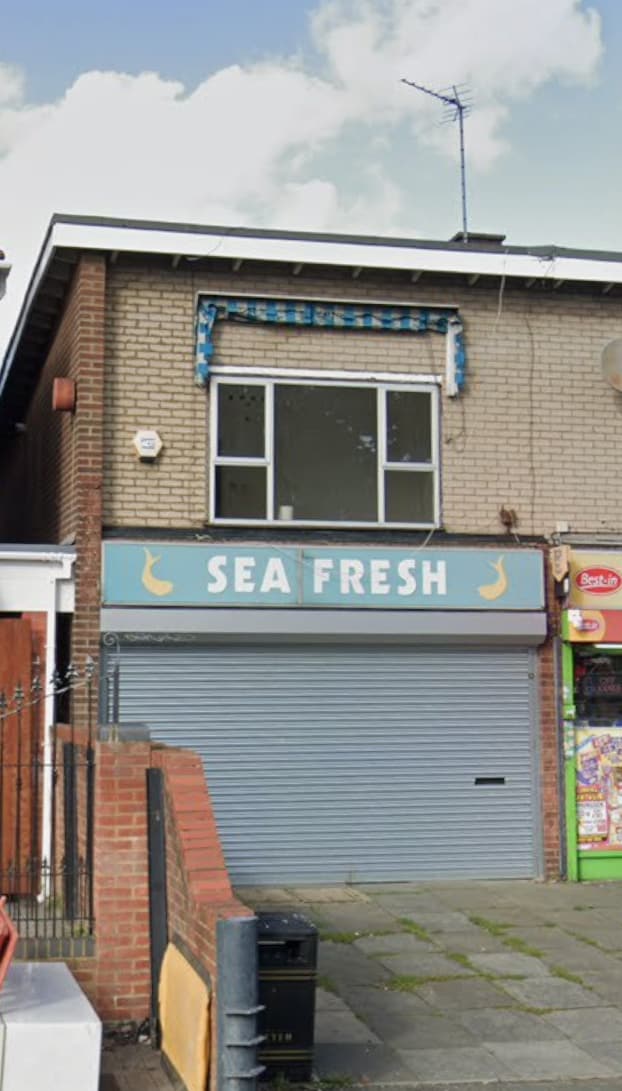 More details for 257 Chase Cross Rd, Romford - Retail for Sale