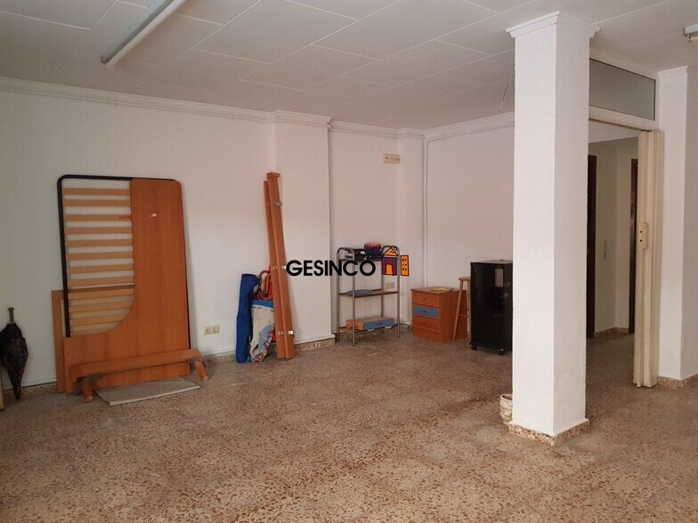 Retail in València, Valencia for sale - Interior Photo - Image 2 of 7