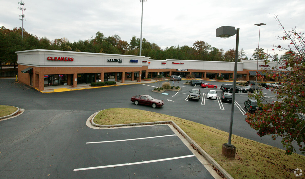 8560 Holcomb Bridge Rd, Alpharetta, GA for rent - Building Photo - Image 3 of 18