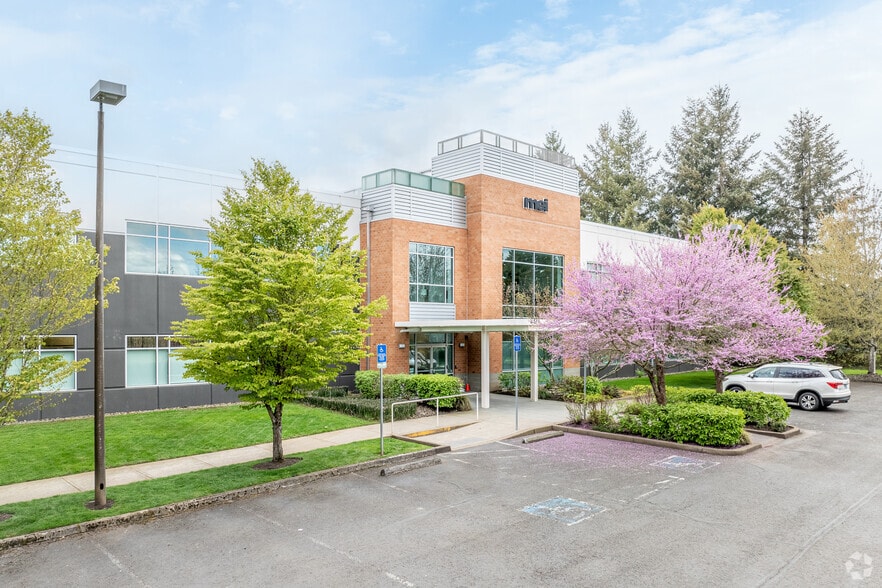 6370 SW Borland Rd, Tualatin, OR for rent - Building Photo - Image 1 of 8