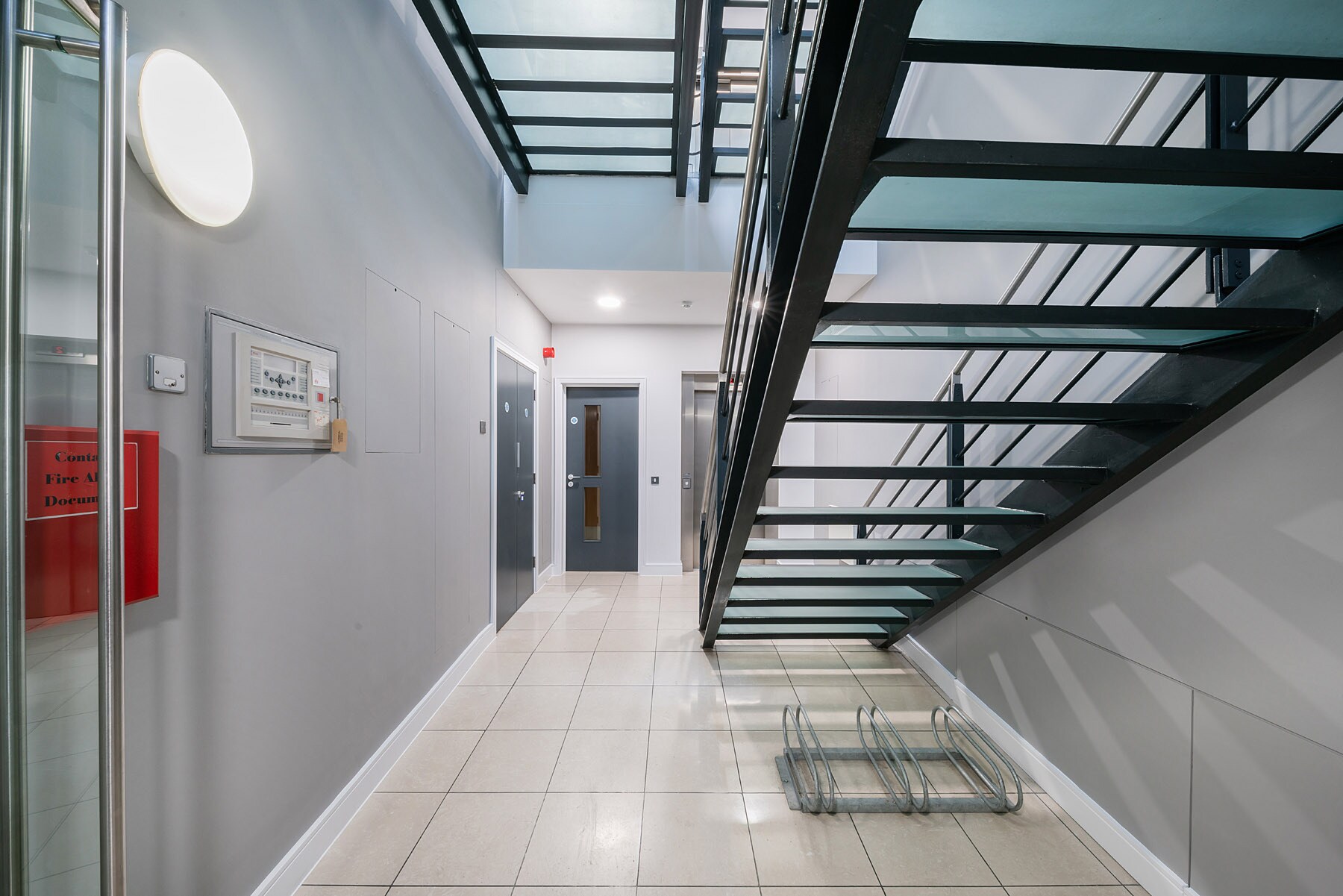 6 Greenland Pl, London for sale Interior Photo- Image 1 of 1