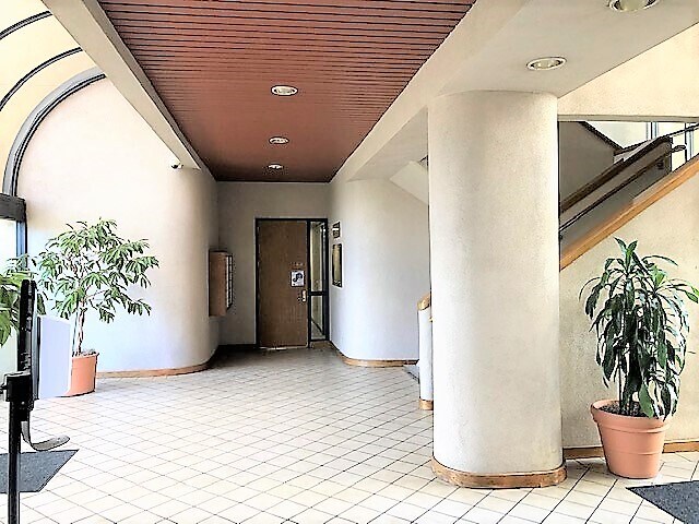 1260-1290 B St, Hayward, CA for rent - Lobby - Image 3 of 6