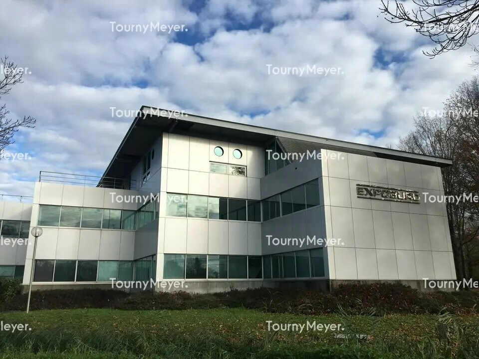 Office in Bordeaux to rent Building Photo- Image 1 of 8