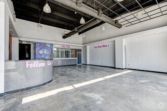 12920 University Blvd, Sugar Land, TX to rent Building Photo- Image 2 of 4