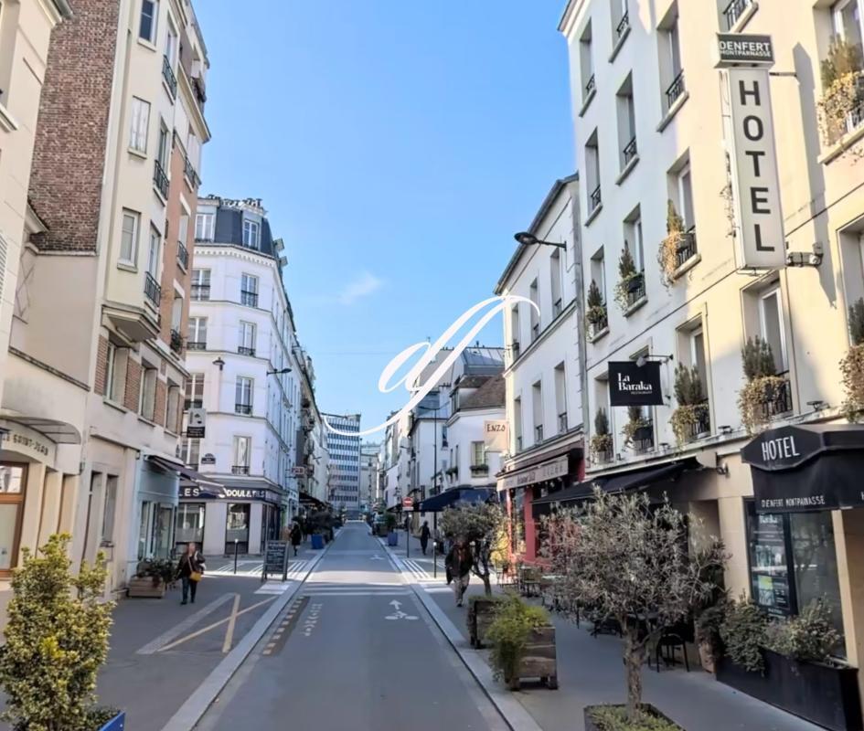 Retail in Paris to rent Building Photo- Image 1 of 2