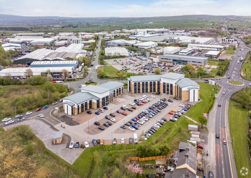 Haslingden Rd, Blackburn to rent - Aerial - Image 3 of 5