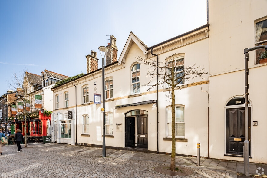 Greenwood St, Altrincham to rent - Building Photo - Image 2 of 2