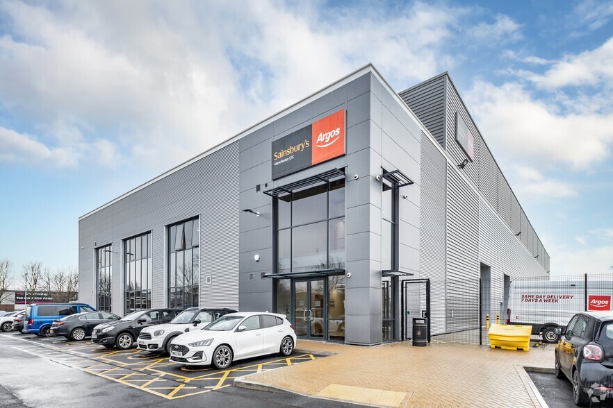 Guinness Rd, Manchester for sale - Primary Photo - Image 1 of 1