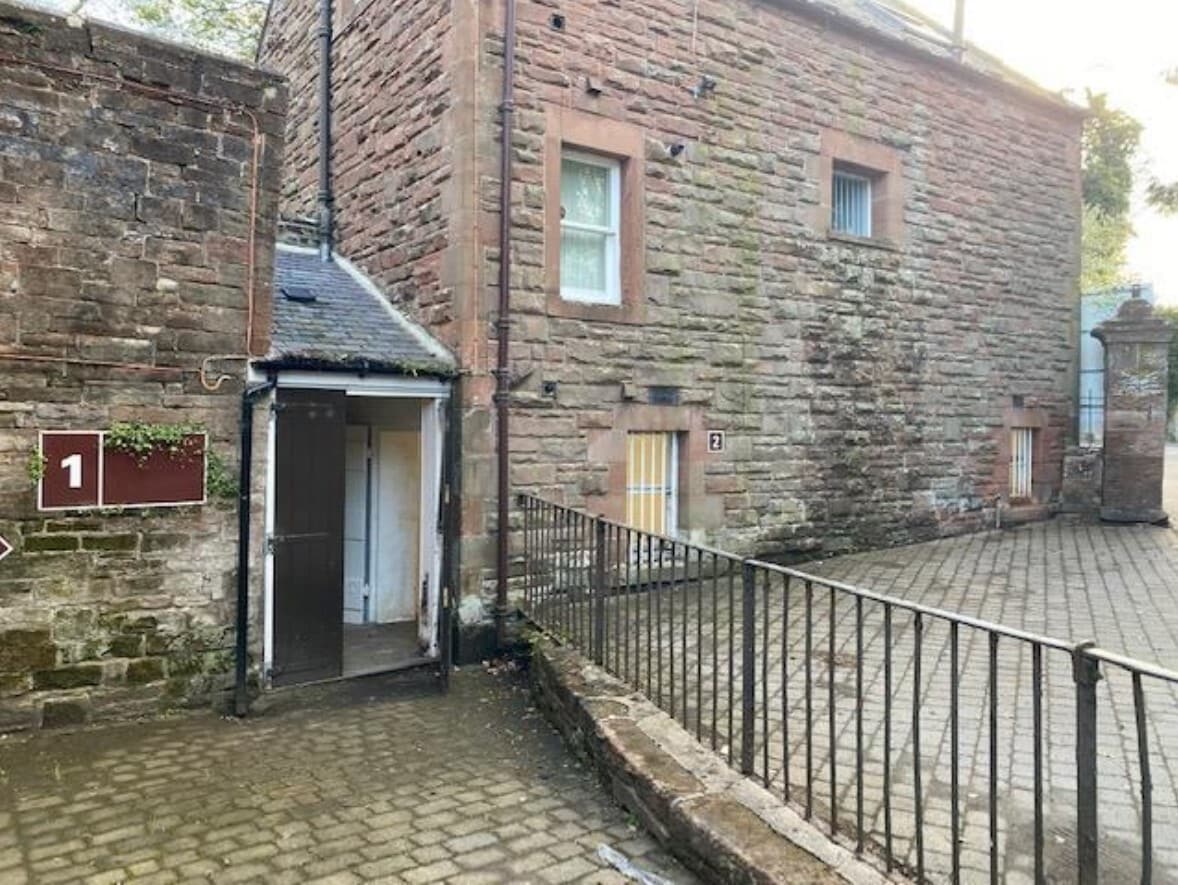 Craw Hall, Brampton to rent Building Photo- Image 1 of 1