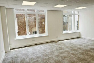 149 Fleet St, London to rent Interior Photo- Image 1 of 4