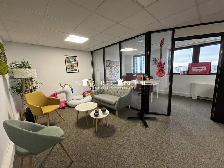 Office in Toulouse to rent - Building Photo - Image 1 of 13