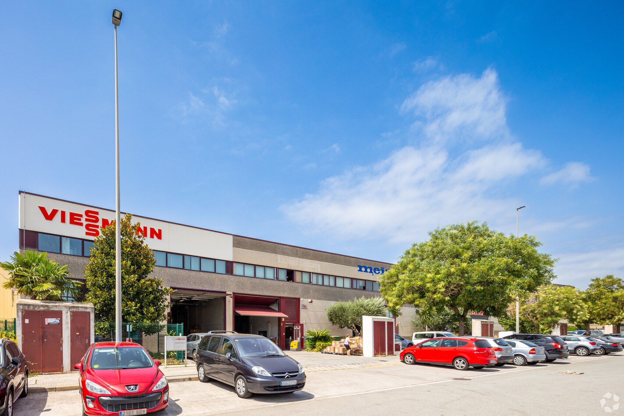 Industrial in Gavà, Barcelona to rent Primary Photo- Image 1 of 2