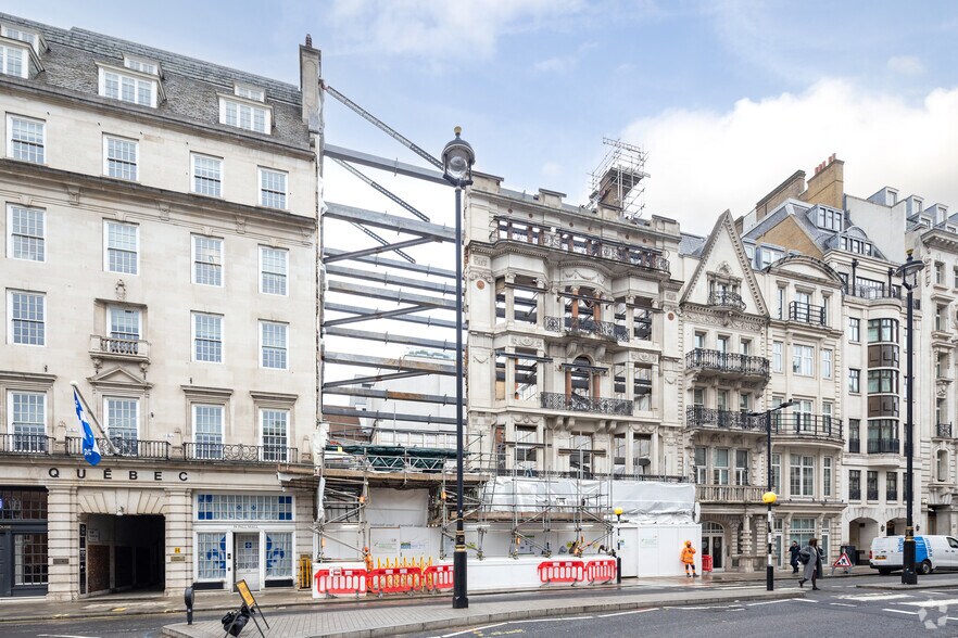 55-58 Pall Mall, London to rent - Building Photo - Image 3 of 3