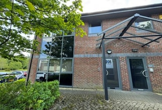 6 Newborough Rd, Burton On Trent to rent Building Photo- Image 1 of 3