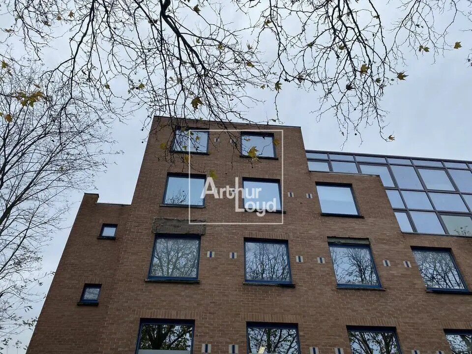 10 Allée Des Champs Elysées, Évry-Courcouronnes to rent Primary Photo- Image 1 of 2