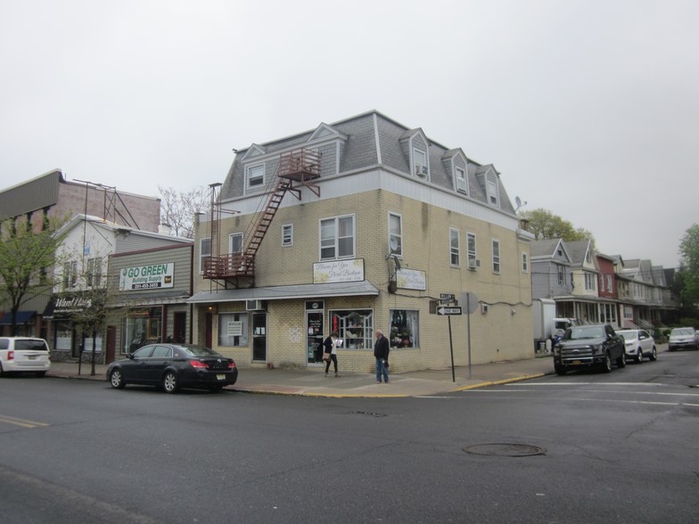 724 Broadway, Bayonne, NJ for sale - Building Photo - Image 2 of 62