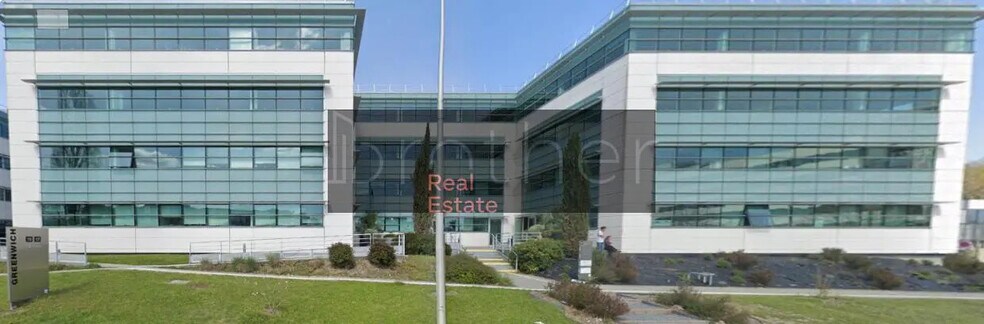 Office in Mérignac to rent - Building Photo - Image 2 of 8