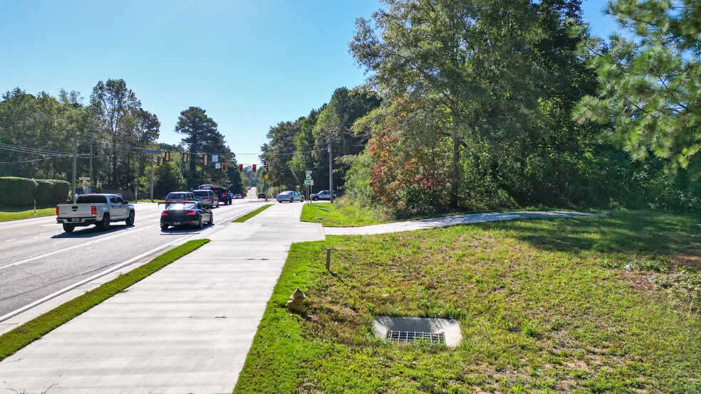 291 Merchants Dr, Dallas, GA for sale - Building Photo - Image 3 of 12