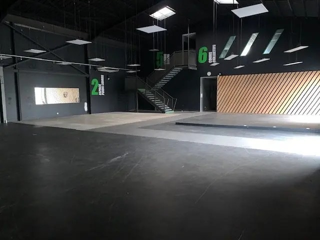 Vente Commerce 615 m²