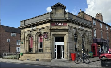 2 High St, Tadcaster to rent Building Photo- Image 1 of 2