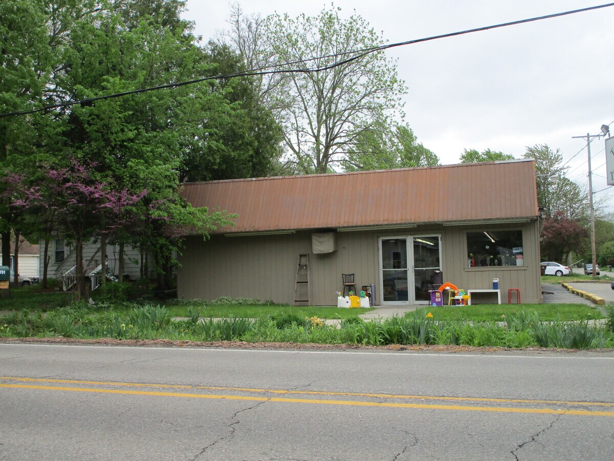 3191 Birch Row Dr, East Lansing 48823 Retail for Sale UK