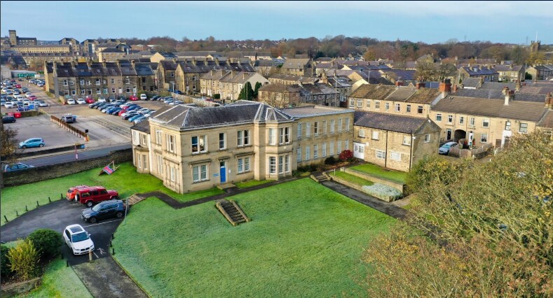 64 Acre St, Huddersfield for sale Primary Photo- Image 1 of 1