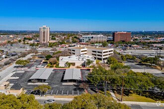 10000 W IH-10, San Antonio, TX - aerial  map view