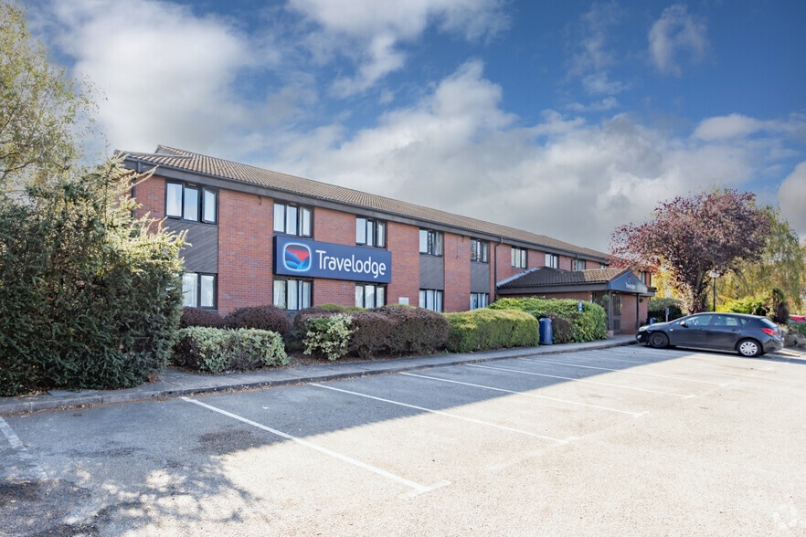 A38 Southbound, Barton Under Needwood for sale - Primary Photo - Image 1 of 1