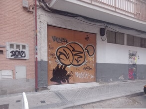 Retail in Madrid, Madrid to rent Interior Photo- Image 1 of 5