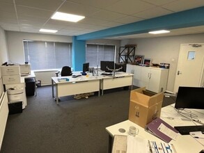 Westminster Rd, Wareham to rent Interior Photo- Image 2 of 3