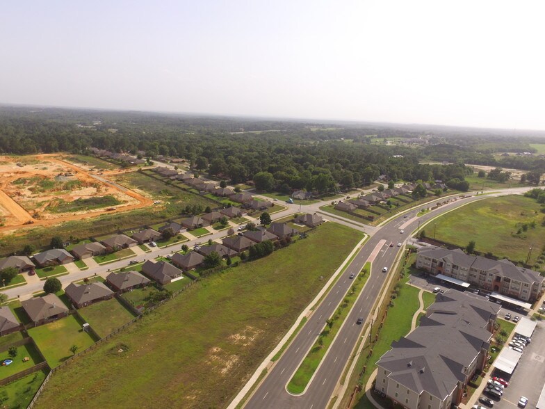 2164 W Cumberland Rd, Tyler, TX for sale - Aerial - Image 2 of 3