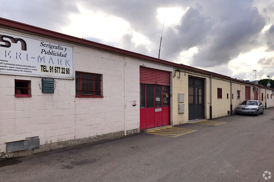 Calle Sierra de Albarracín, 3, San Fernando de Henares, Madrid to rent - Building Photo - Image 2 of 2