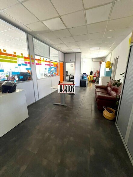 Office in La Garde to rent - Building Photo - Image 3 of 16