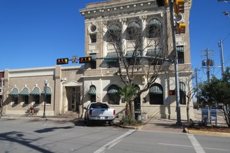 102 N LBJ Dr, San Marcos, TX for rent Building Photo- Image 1 of 5