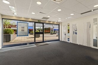 London Rd, Waterlooville to rent Interior Photo- Image 2 of 11