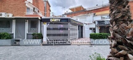 Retail in Castelldefels, Barcelona to rent Interior Photo- Image 2 of 13