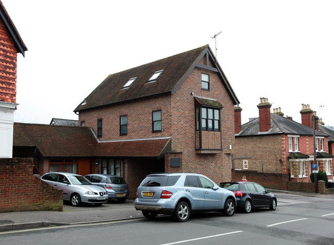 More details for 1 Wathen Rd, Dorking - Office to Rent