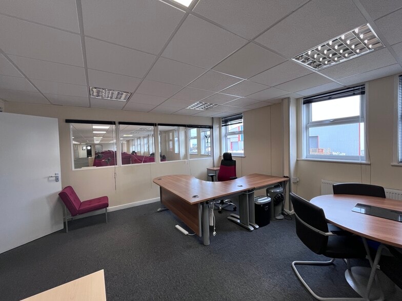Riverside Park Rd, Middlesbrough to rent - Building Photo - Image 3 of 26