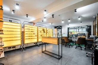 28 Hanbury St, London to rent Interior Photo- Image 1 of 13