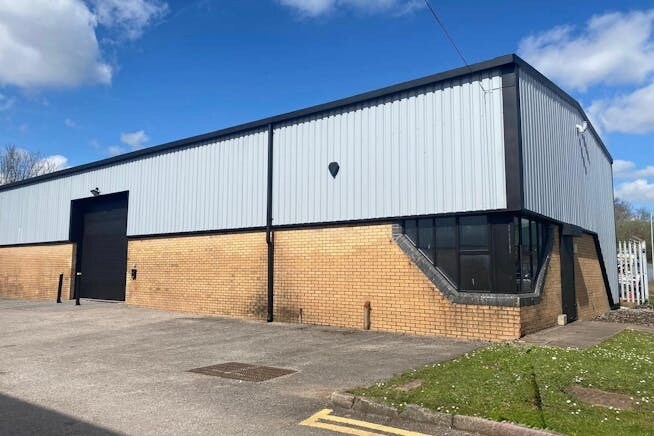 Cambrian Ct, Swansea to rent Building Photo- Image 1 of 3