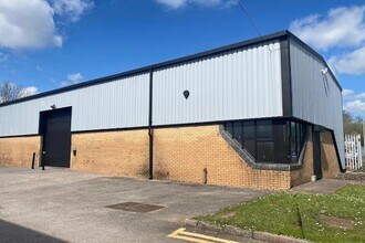 Cambrian Ct, Swansea to rent Building Photo- Image 1 of 3