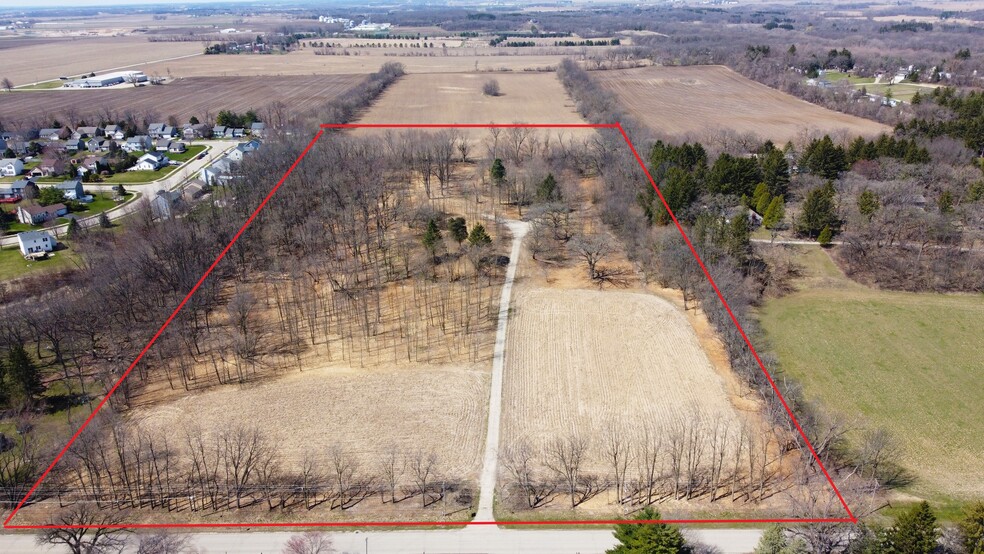 County Highway H & Fellows Rd, Genoa City, WI for sale - Building Photo - Image 1 of 6