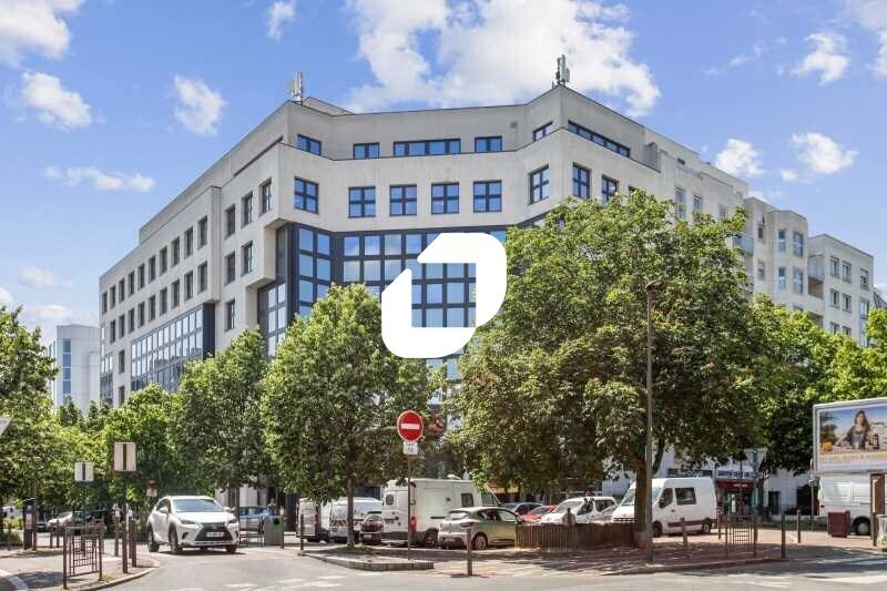 Office in Suresnes for sale - Building Photo - Image 2 of 21