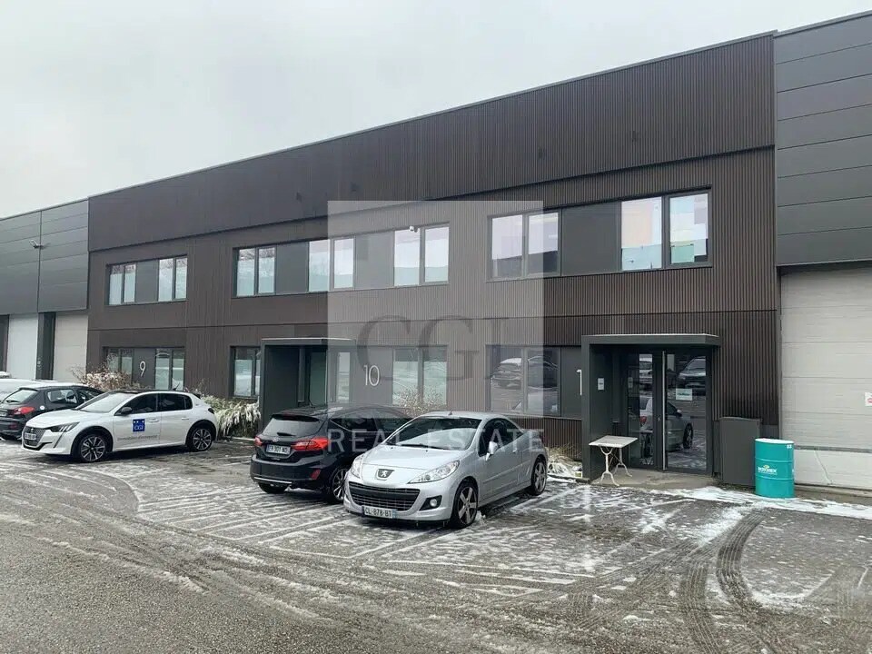12 Chemin Des Gorges, Dardilly to rent Building Photo- Image 1 of 13